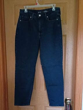 Old Navy High Rise OG Straight With Secret Slim Pockets